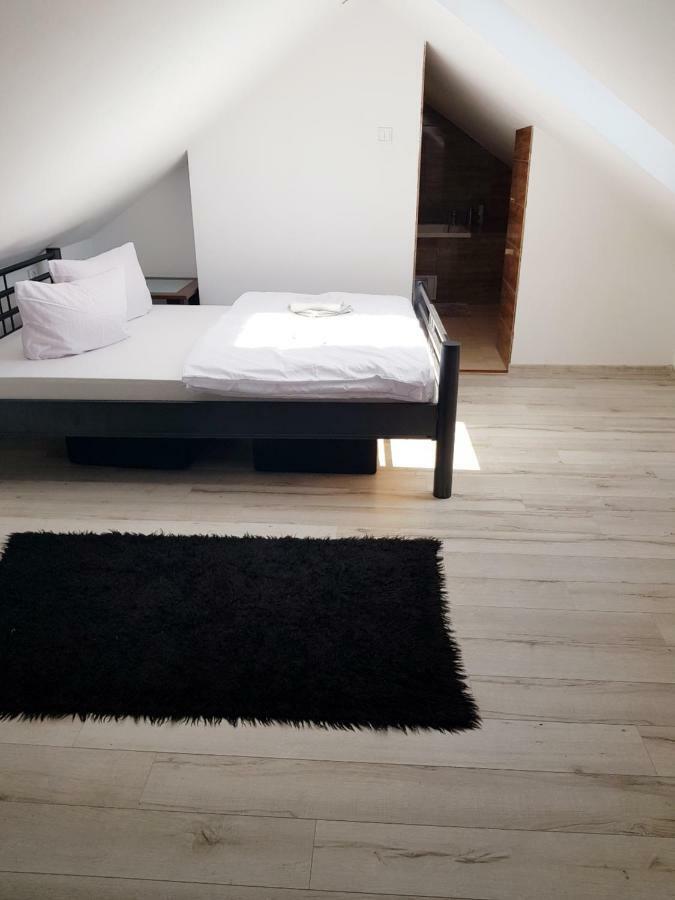 Świnoujście Apartament Przy Wiezy מראה חיצוני תמונה